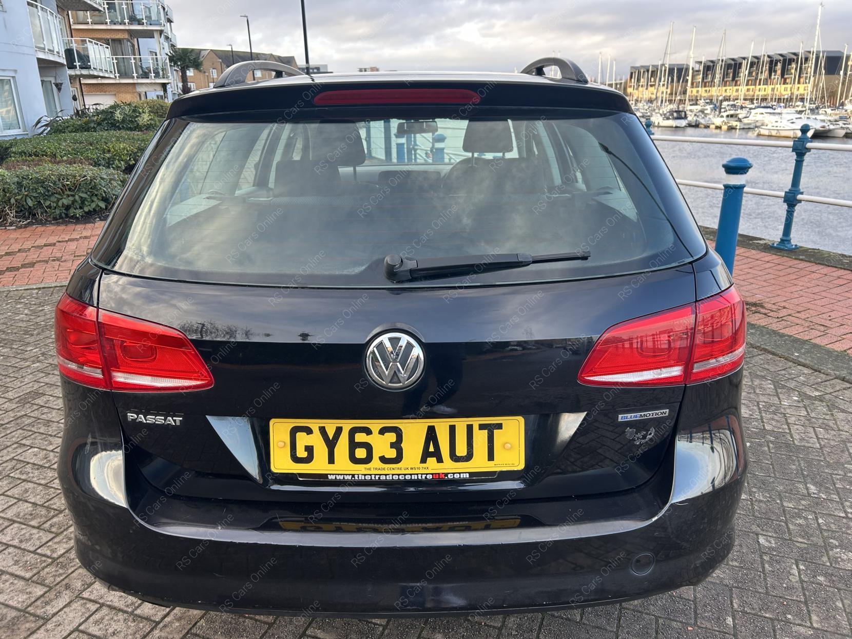 Volkswagen Passat 1.6 TDI BlueMotion Estate 5dr Diesel Manual Euro 5 (s/s) (105 ps)