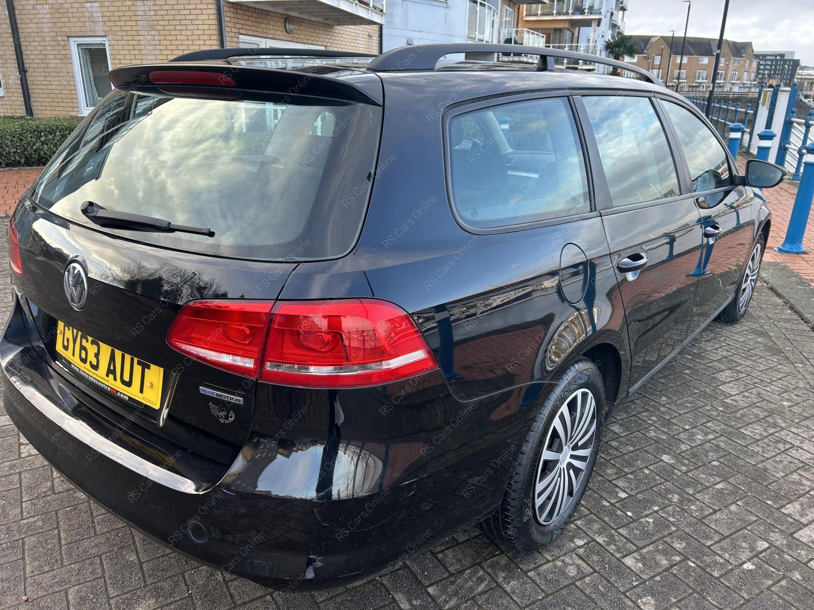 Volkswagen Passat 1.6 TDI BlueMotion Estate 5dr Diesel Manual Euro 5 (s/s) (105 ps)