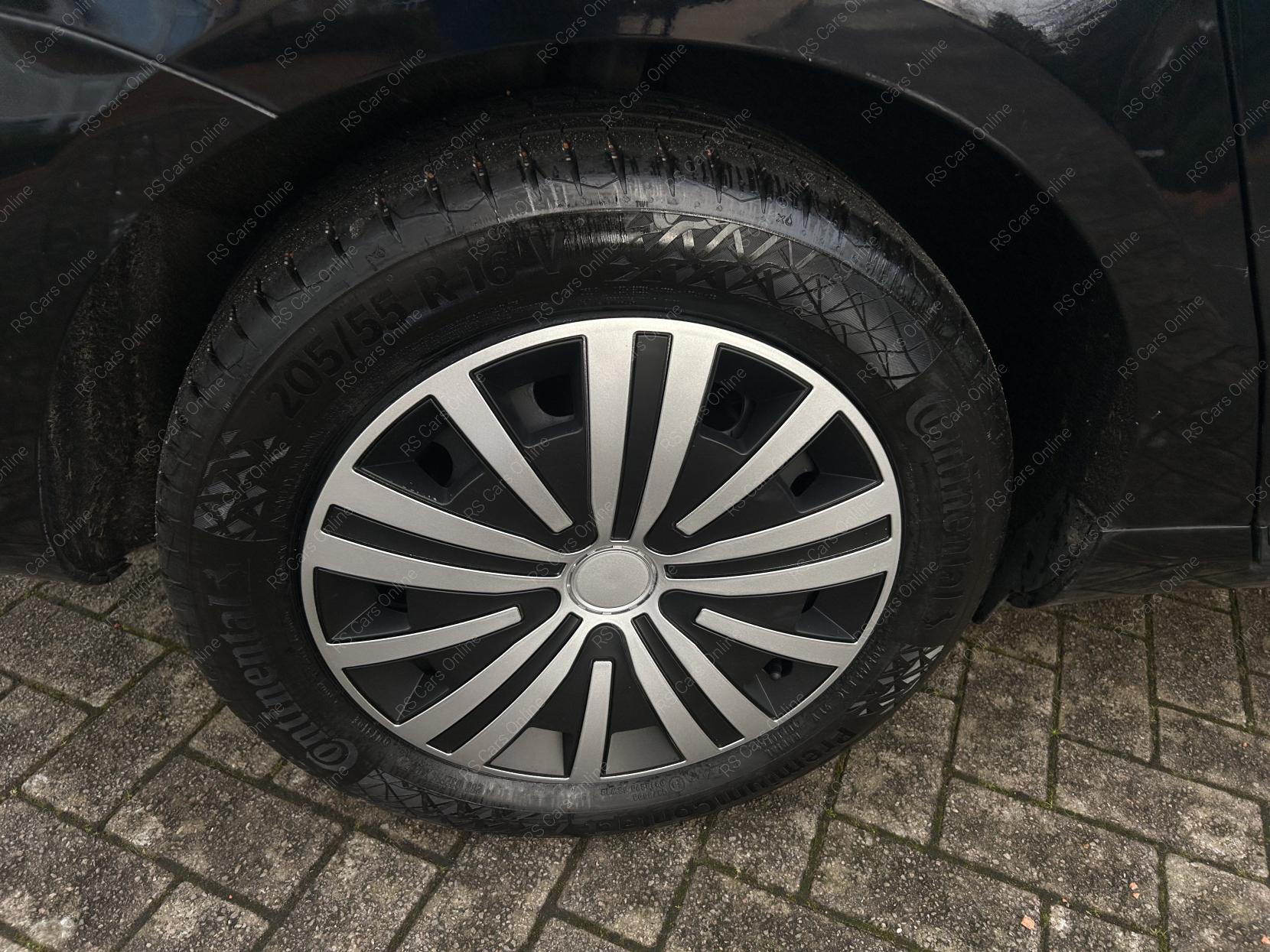 Volkswagen Passat 1.6 TDI BlueMotion Estate 5dr Diesel Manual Euro 5 (s/s) (105 ps)