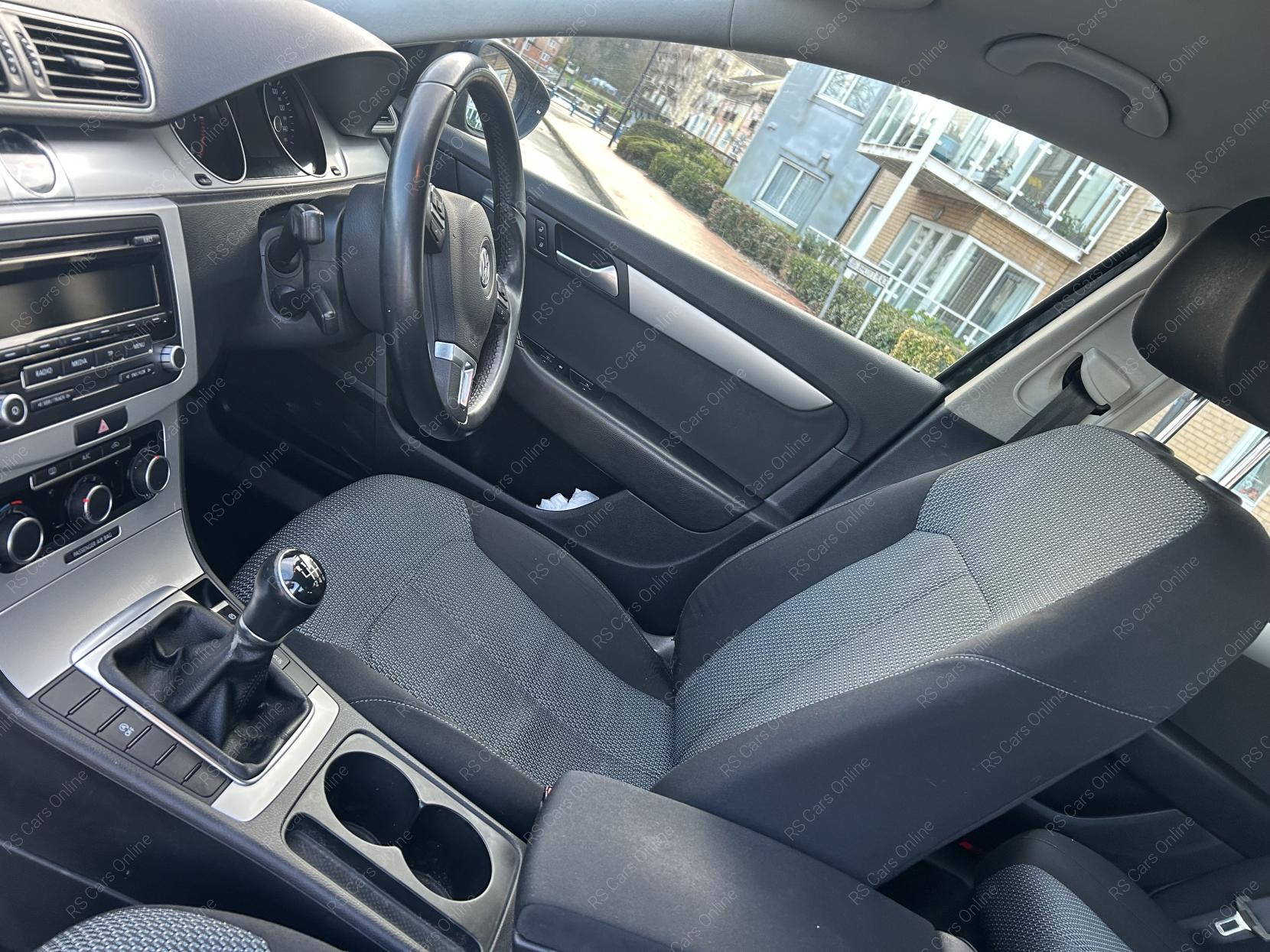 Volkswagen Passat 1.6 TDI BlueMotion Estate 5dr Diesel Manual Euro 5 (s/s) (105 ps)