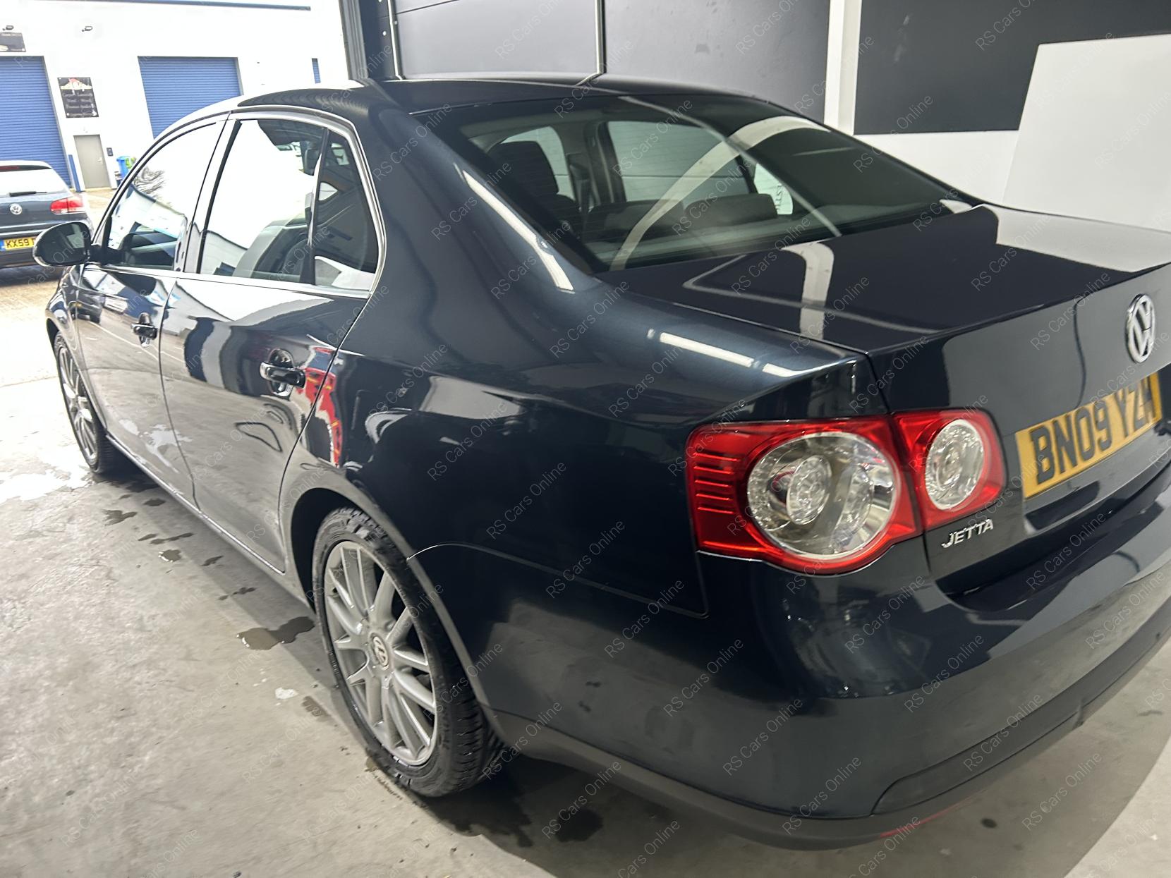 Volkswagen Jetta 2.0 TDI GPF Sport Saloon 4dr Diesel Manual Euro 4 (140 ps)