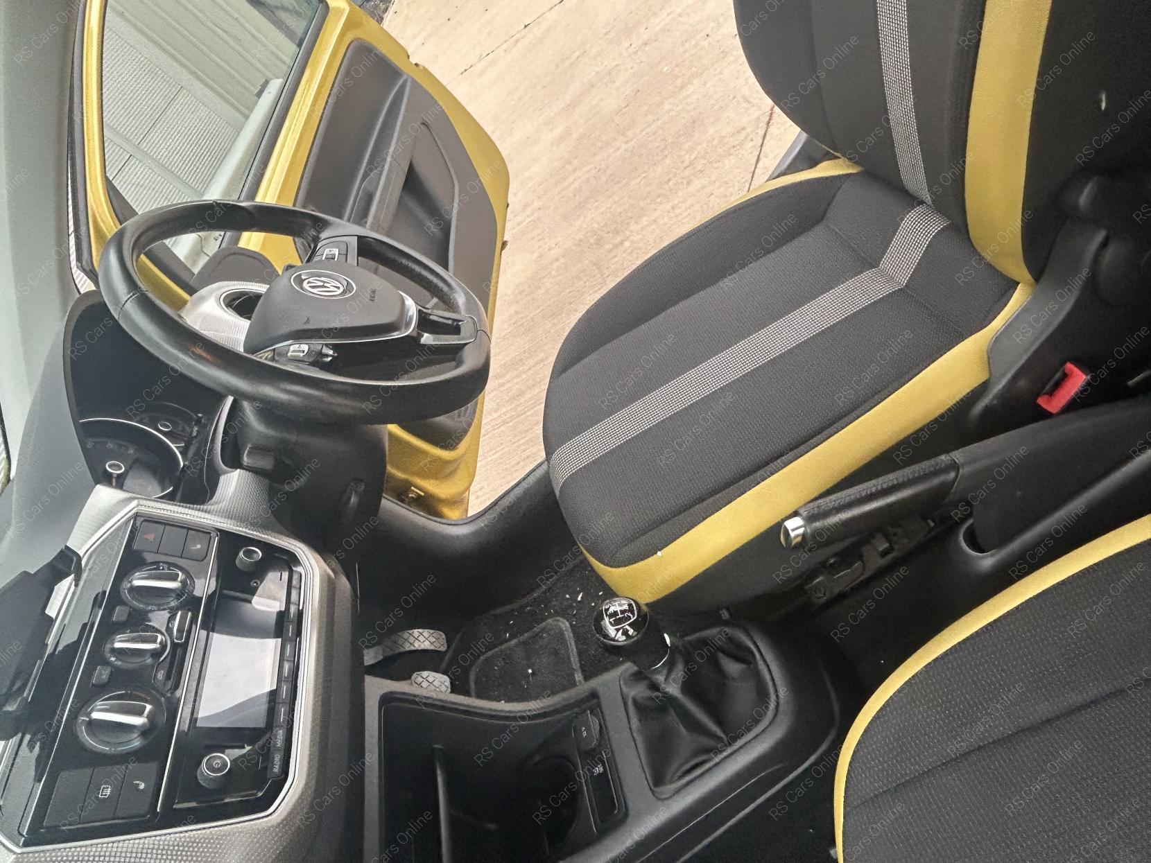 Volkswagen up! 1.0 High up! Hatchback 3dr Petrol Manual Euro 6 (75 ps)