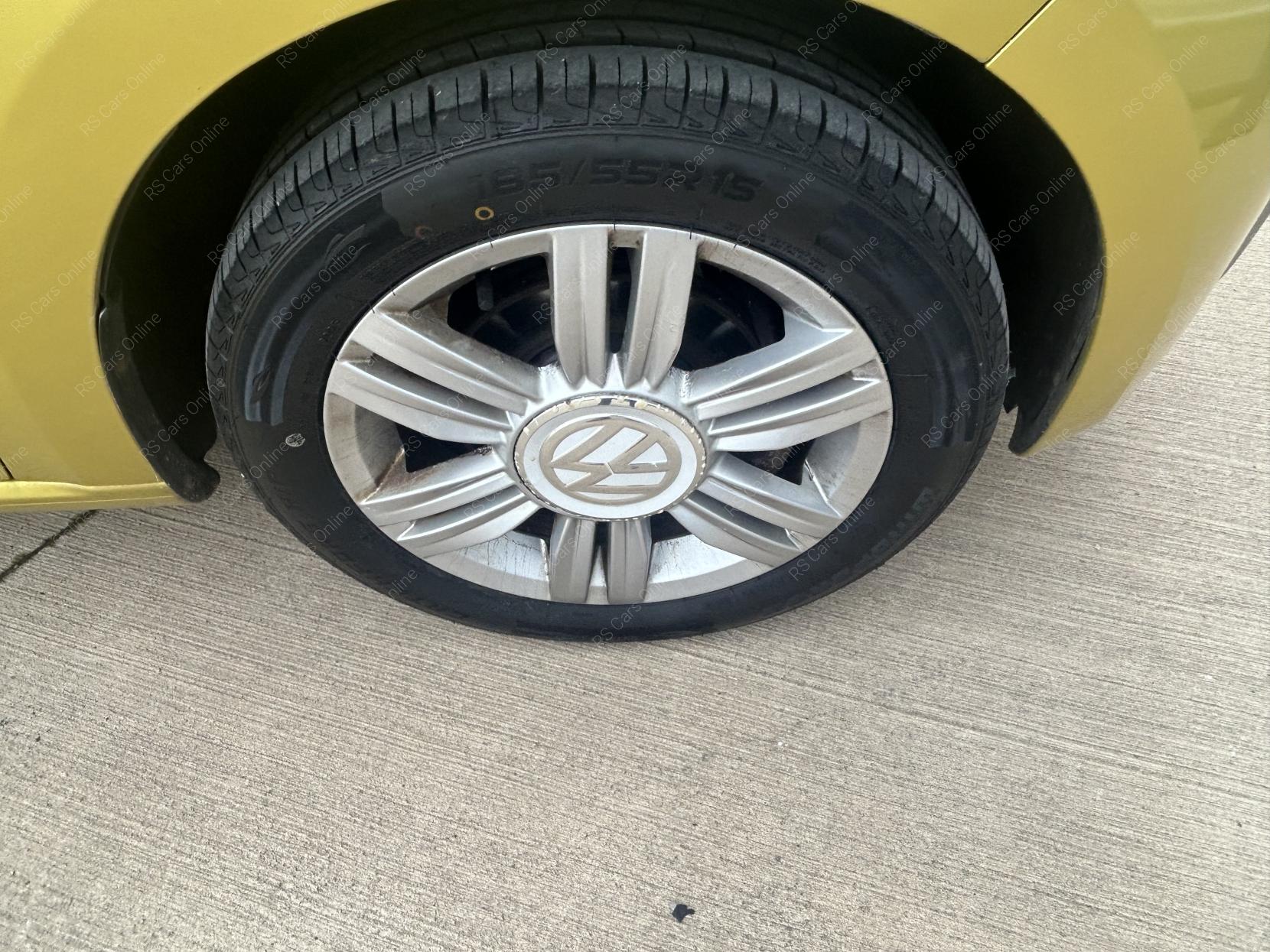 Volkswagen up! 1.0 High up! Hatchback 3dr Petrol Manual Euro 6 (75 ps)