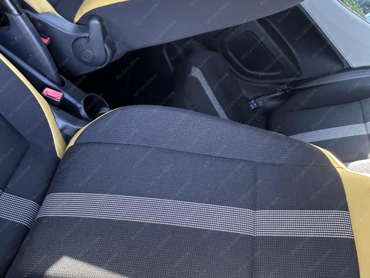 Volkswagen up! 1.0 High up! Hatchback 3dr Petrol Manual Euro 6 (75 ps)