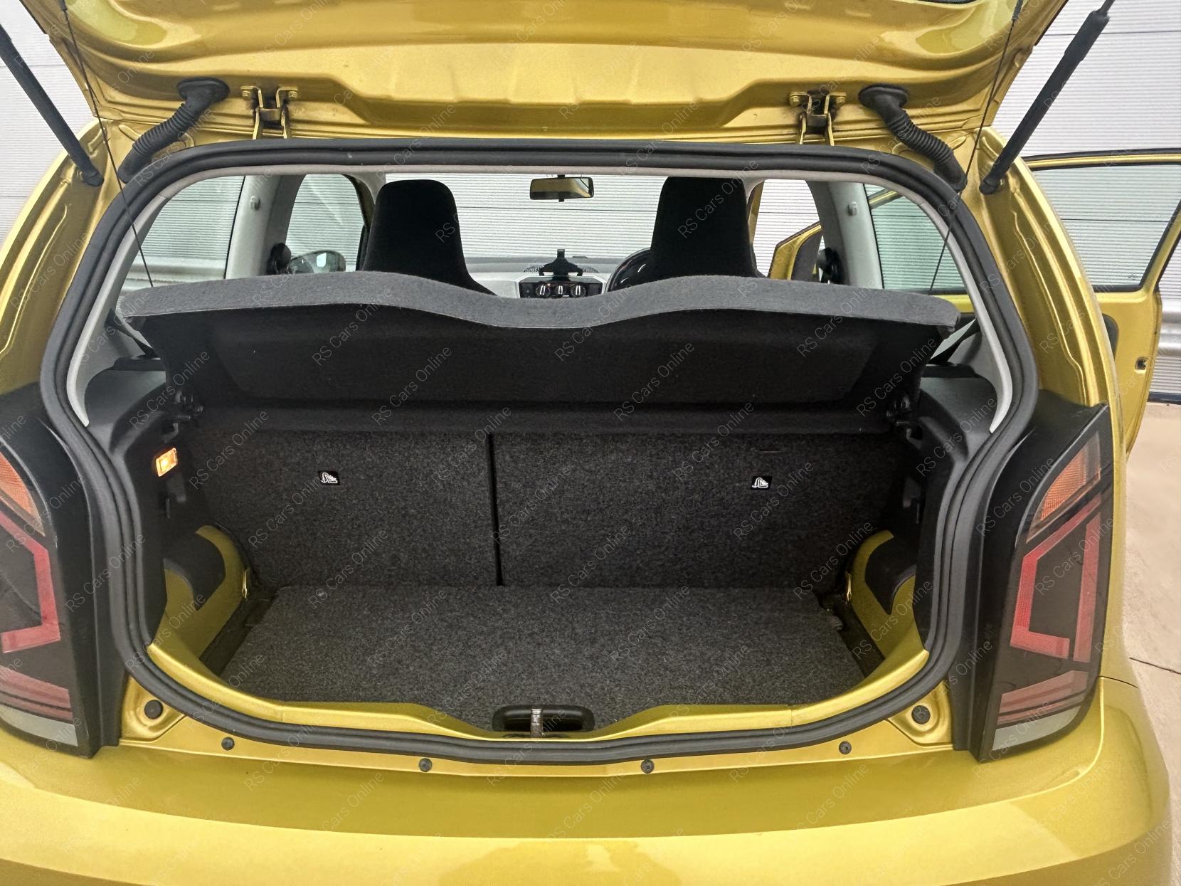 Volkswagen up! 1.0 High up! Hatchback 3dr Petrol Manual Euro 6 (75 ps)