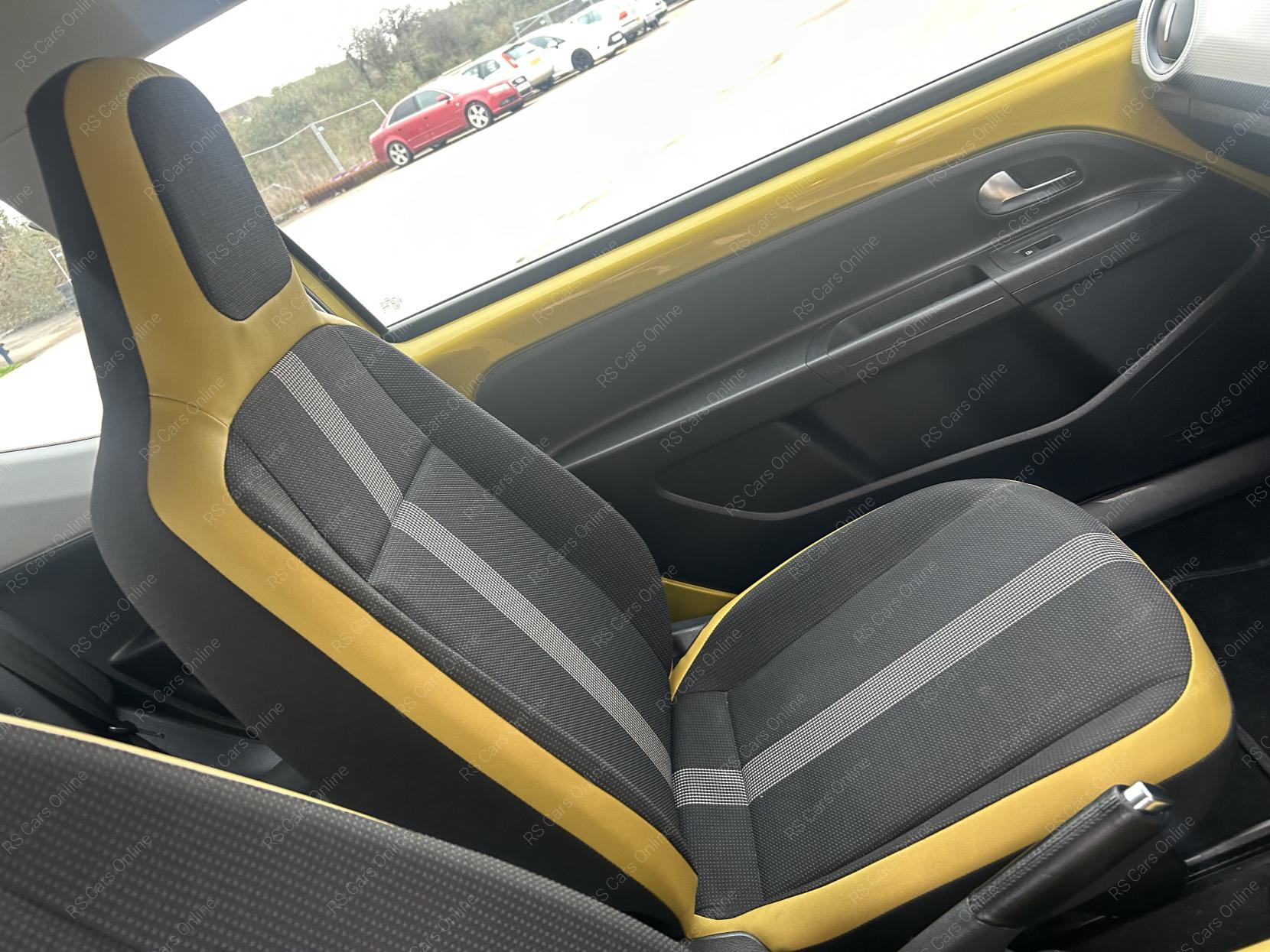 Volkswagen up! 1.0 High up! Hatchback 3dr Petrol Manual Euro 6 (75 ps)