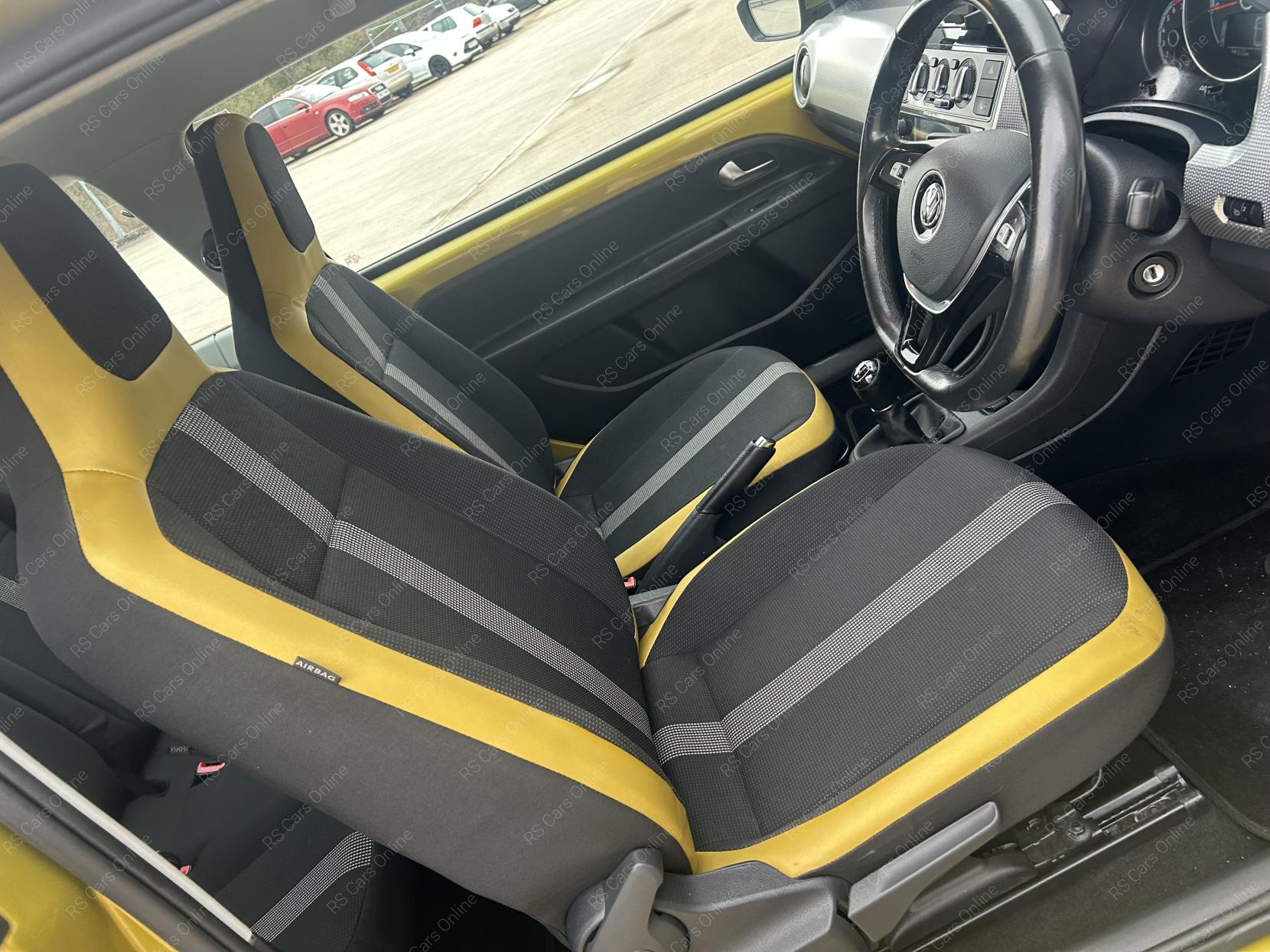 Volkswagen up! 1.0 High up! Hatchback 3dr Petrol Manual Euro 6 (75 ps)