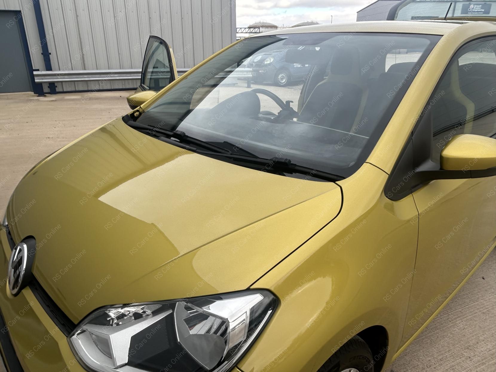 Volkswagen up! 1.0 High up! Hatchback 3dr Petrol Manual Euro 6 (75 ps)