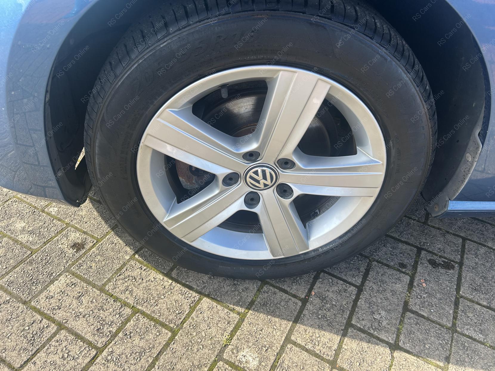 Volkswagen Golf 1.6 TDI BlueMotion Tech Match Hatchback 5dr Diesel DSG Euro 5 (s/s) (105 ps)