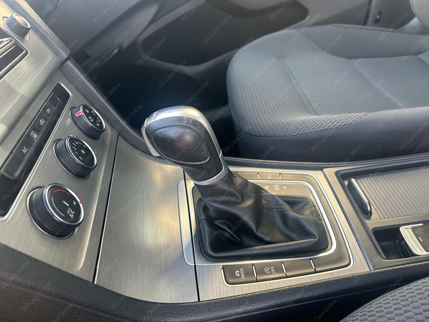 Volkswagen Golf 1.6 TDI BlueMotion Tech Match Hatchback 5dr Diesel DSG Euro 5 (s/s) (105 ps)