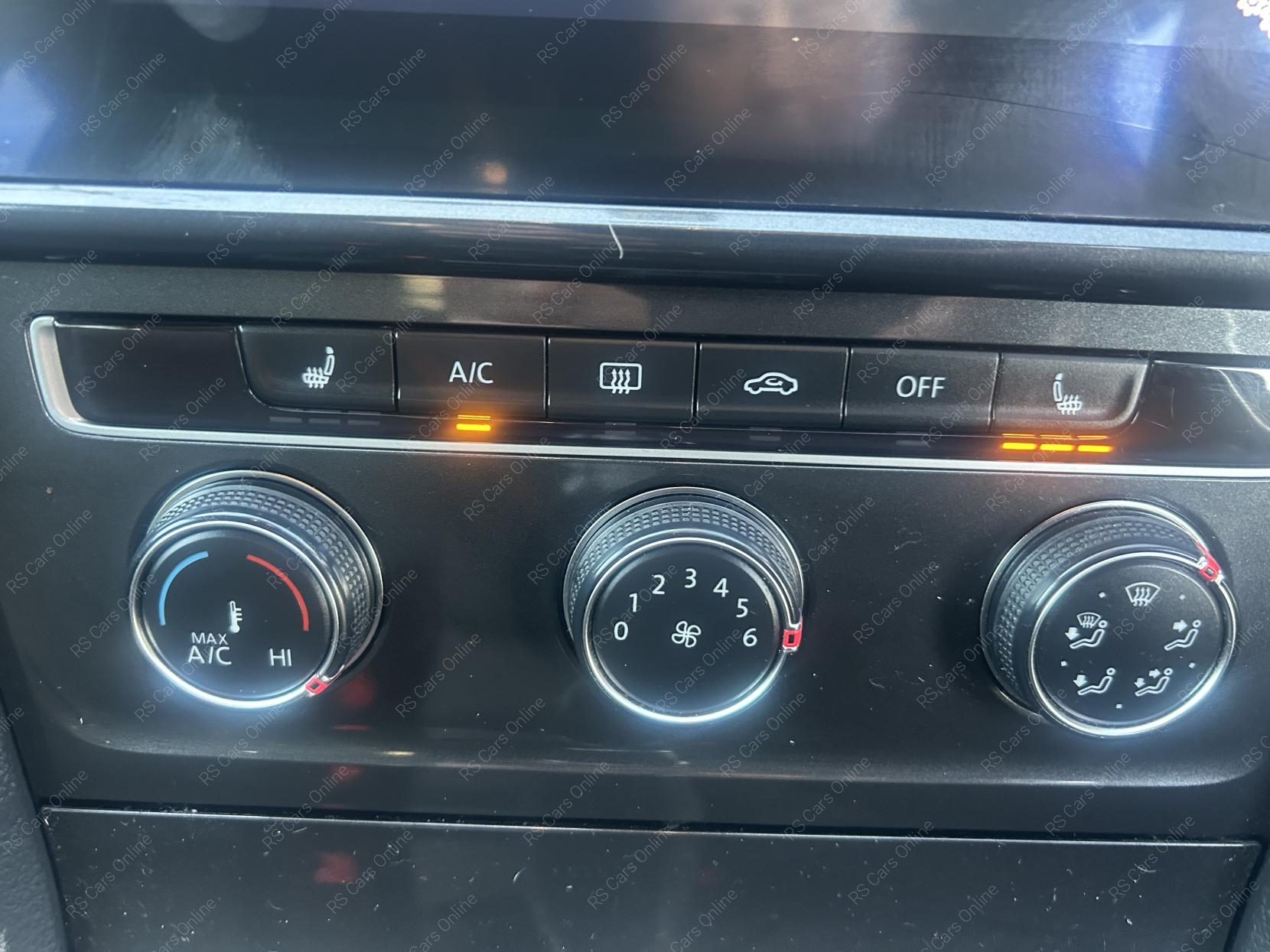 Volkswagen Golf 1.4 TSI BlueMotion Tech SE Nav Hatchback 5dr Petrol Manual Euro 6 (s/s) (125 ps)