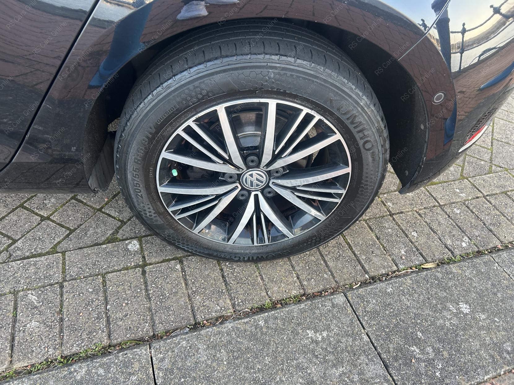 Volkswagen Golf 1.4 TSI BlueMotion Tech SE Nav Hatchback 5dr Petrol Manual Euro 6 (s/s) (125 ps)