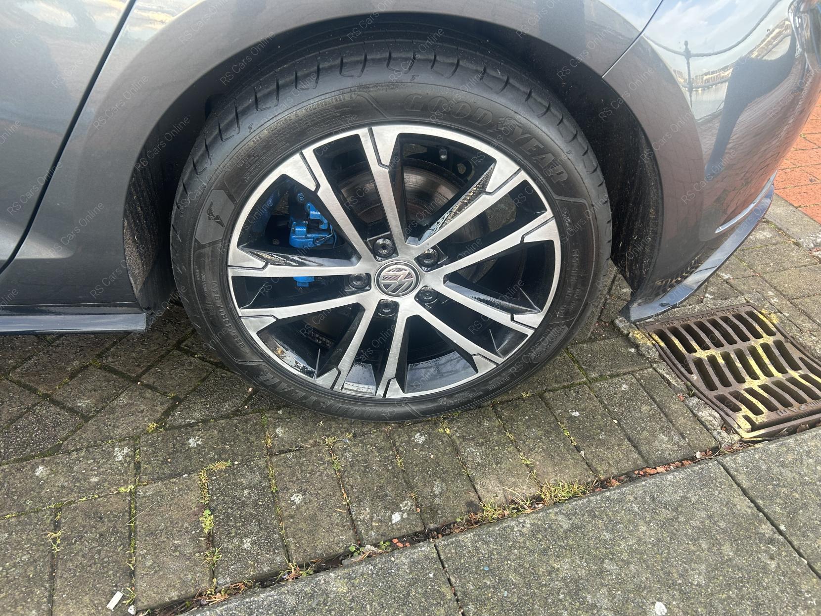 Volkswagen Golf 1.5 TSI EVO R-Line Hatchback 5dr Petrol Manual Euro 6 (s/s) (150 ps)